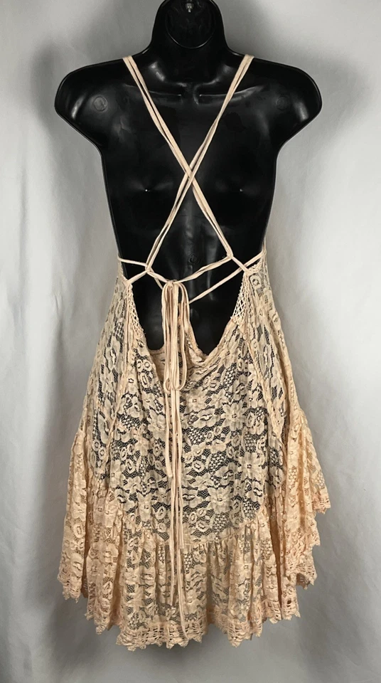 Туника кружевная Free People размер XS Oh La Ruffle галстук сзади - Изображение 2 из 4