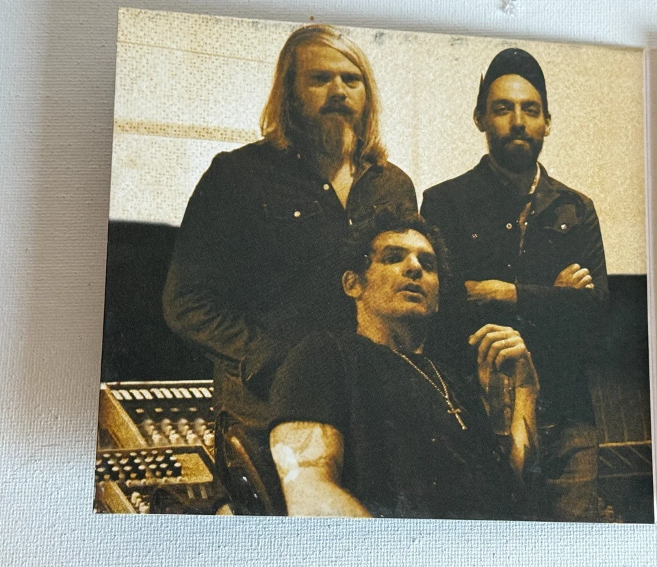 Rival Sons Hollow Bones CD VG Condition Gatefold Cover HTF Foto 2 de 4