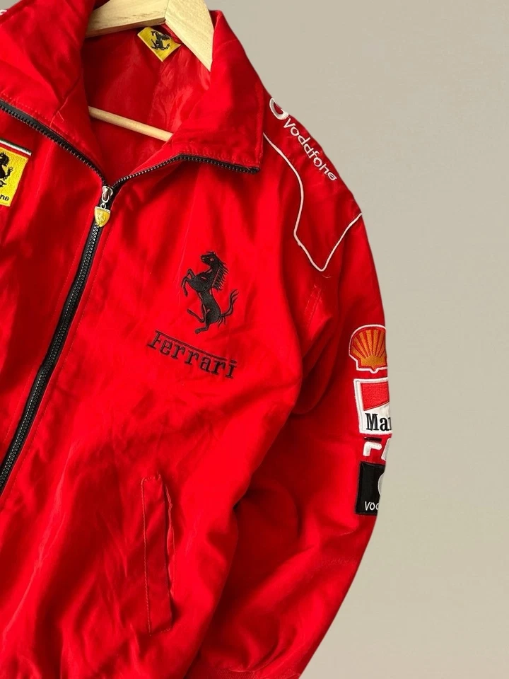 Chaqueta de carreras de colección Ferrari Scuderia Formula One Team Schumacher Foto 3 de 4