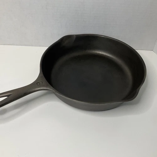 Vintage Wagner Ware Sidney -O- No.# 6 Cast Iron Skillet 1056 M