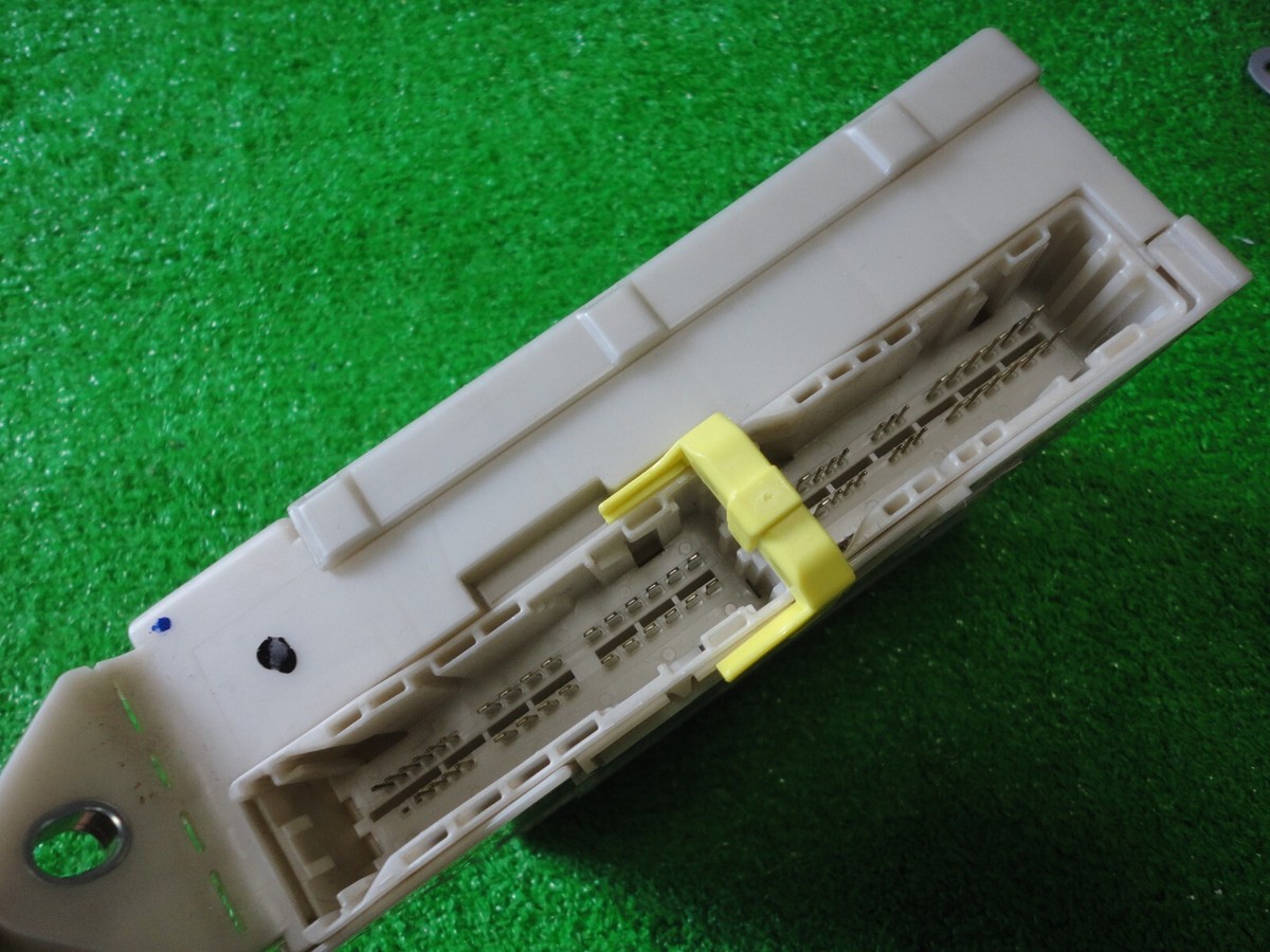 スズマリ ZARA マリオスニーカー 13cm - メルカリ