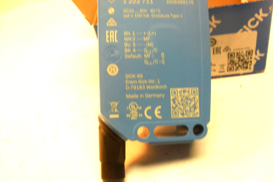 SICK 1222711 - Photoelectric sensor WTB26I-24161420A00 30mm - 3000mm LED Inf. PN - Image 3 of 4