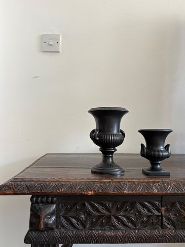 Pair of 20th Century Black Basalt Neoclassical Pottery Wedgwood Urn Vases 18.5cm - Picture 14 of 14