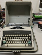 VINTAGE Mid Century Modern- Olympia Deluxe Typewriter SM7 w Case - #1c thumbnail