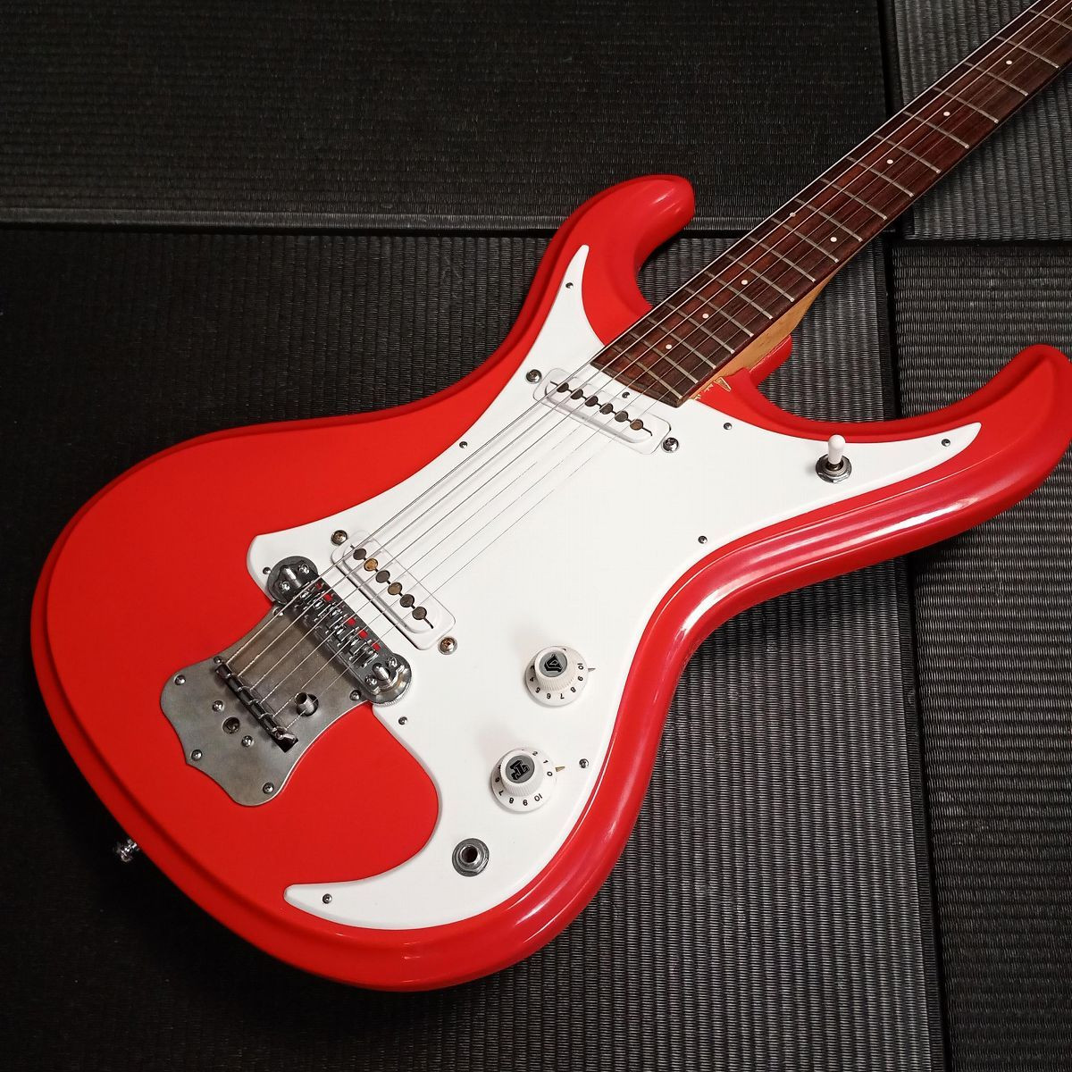 鶴*坊様 guyatone/ギター/lg150t s-l400.jpg