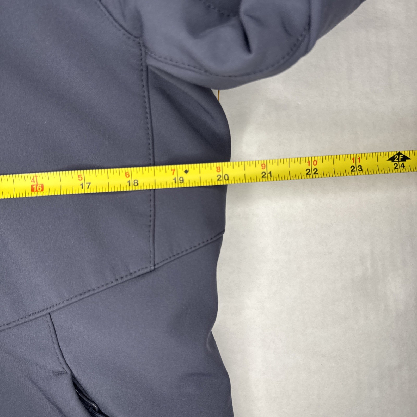 Helly Hansen Lofn Insulated Softshell Jacket Wome… - image 5