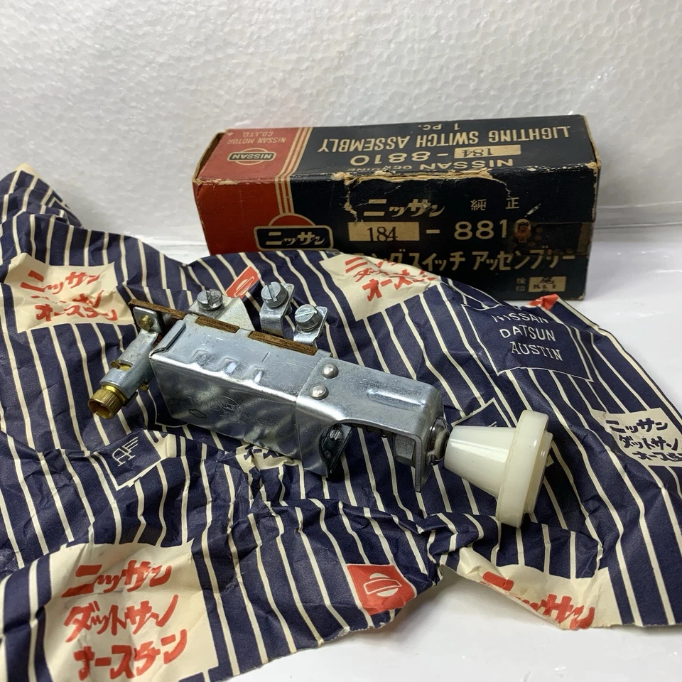 Interruptor de luz de caminhão Nissan novo NOS Datsun 210 211 310 312 320 embalagem na caixa - Imagem 2 de 4