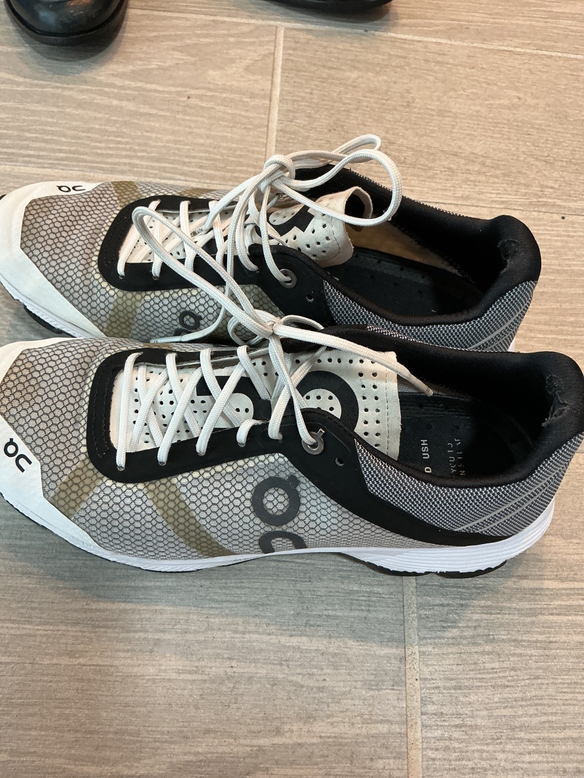 On Cloud Cloudrush Black/White Running Athletic S… - image 2