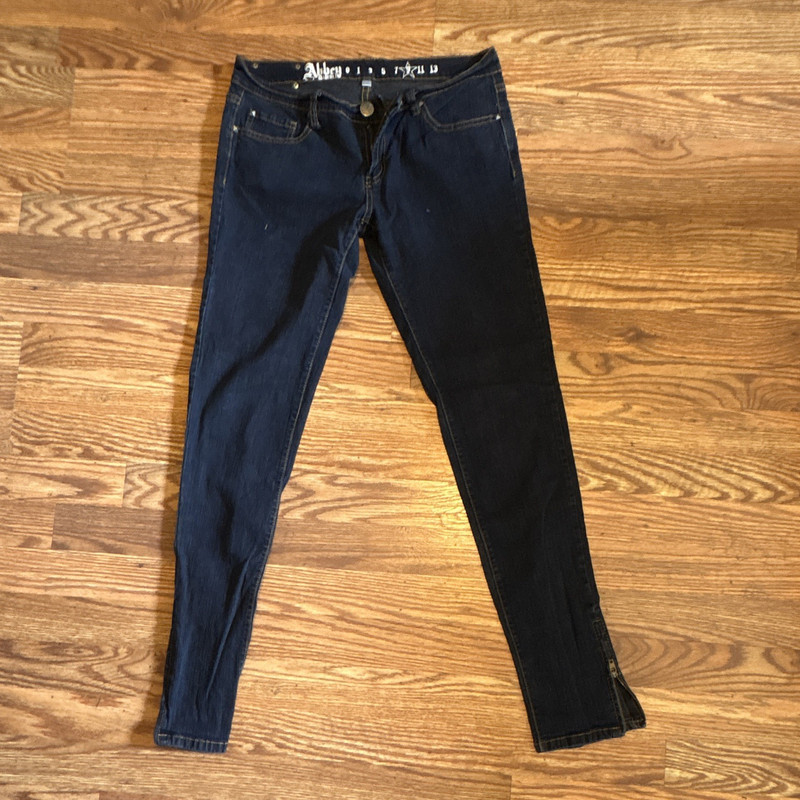 Abbey Dawn Dark Wash Skinny Jeans Women’s Juniors 13 Low Rise Ankle Zip