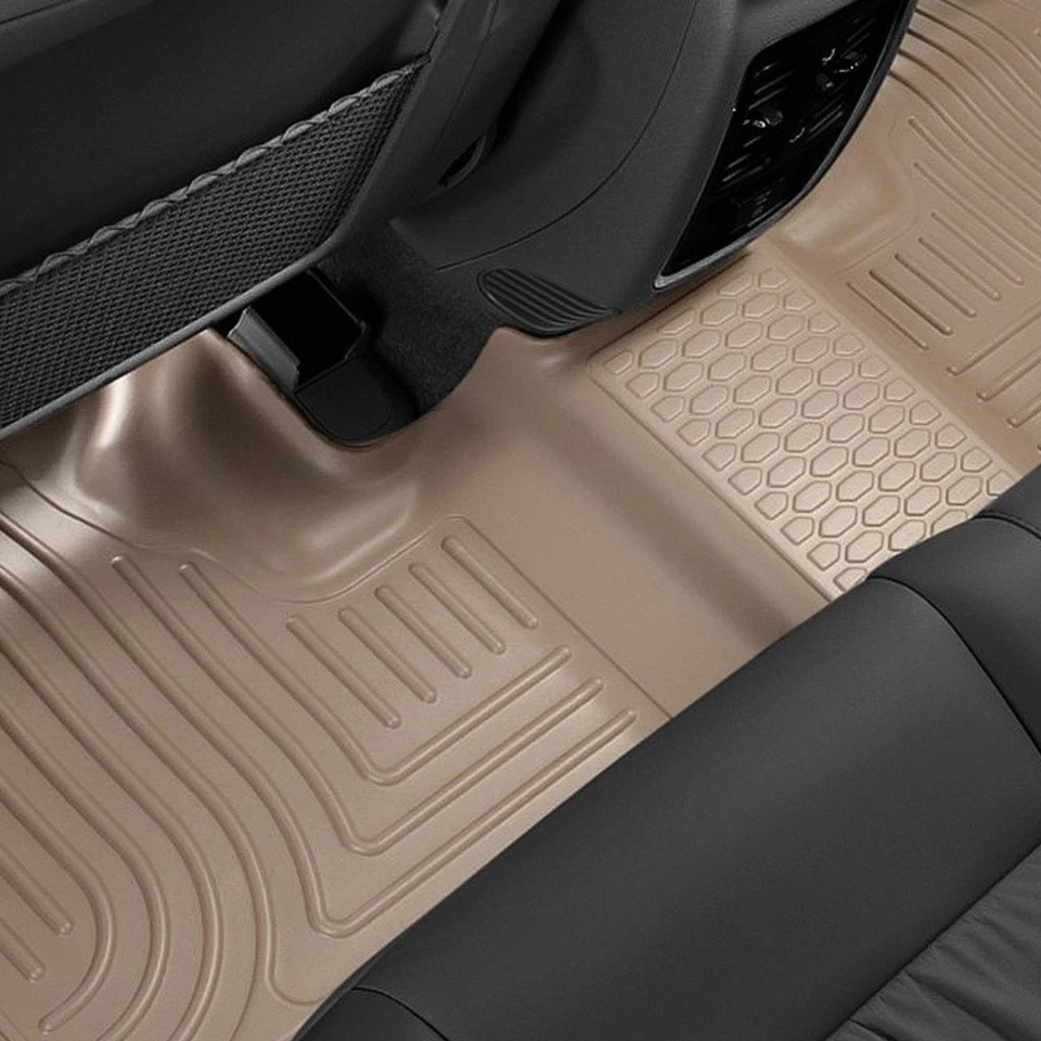 Husky Liners Weatherbeater Tan Floor Liners for 14-18 Silverado Sierra 1500 Crew - Imagem 3 de 4