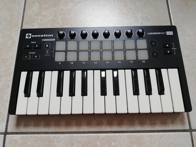 Novation Launchkey Mini MK2 - Neuwertig