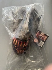 Creepshow - Fluffy The Crate Beast NEW Halloween Mask -  TRICK OR TREAT STUDIOS