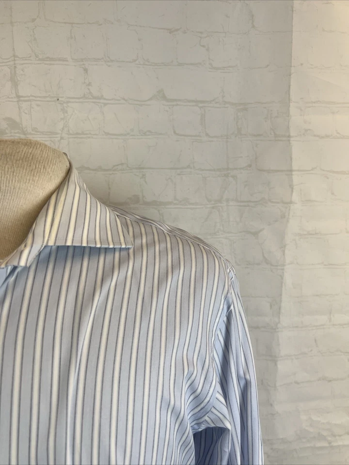 Burberry Men's Light Blue Striped Cotton Dress Shirt 16-16.5 34/35 $695 - Image 2 of 4