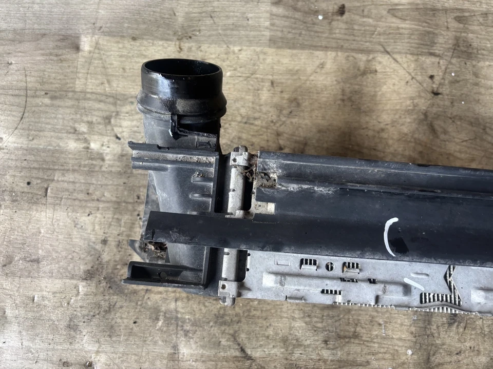 BMW 328D OEM 12-16 2.0 MOTOR DIESEL CARGA ENFRIADOR DE AIRE INTERCOOLER Foto 4 de 4