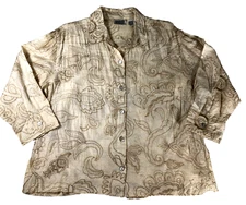 Chicos Design Women Silk Top Sz 1 US M Button Up Floral Embroidered 3/4 Sleeve