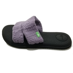 sanuk yoga mat capri sandal