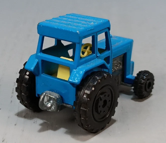 Vintage Matchbox Superfast No. 46 Ford Tractor Lesney Blue - Image 3 of 4