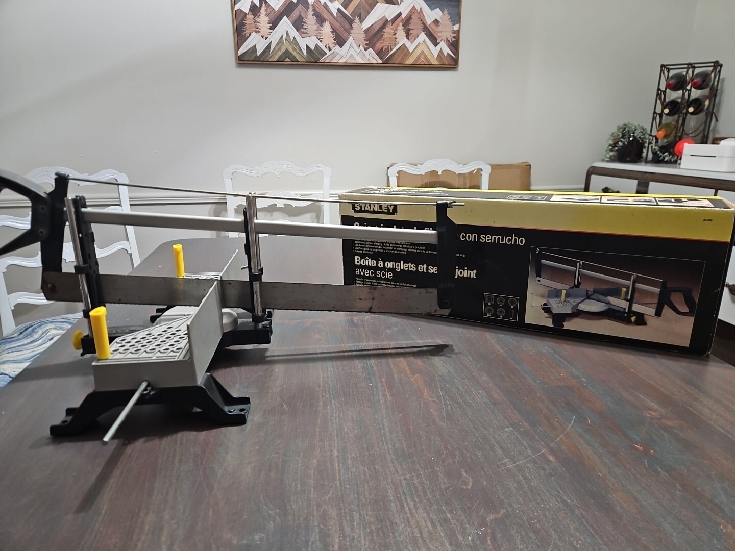 STANLEY Clamping Mitre Box with Saw 20-800 - Cuts Precision Angles