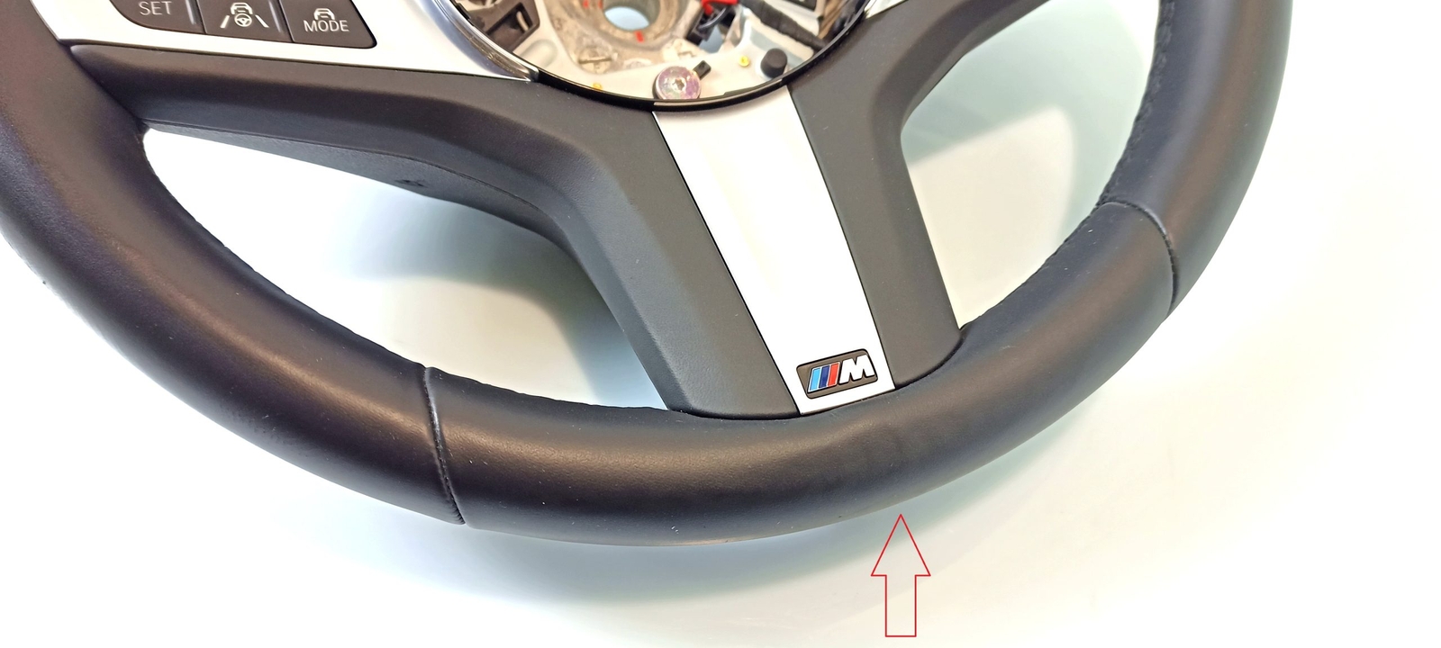 BMW OEM M sports steering wheel leather 8094546 vin:LB59212 G01  
