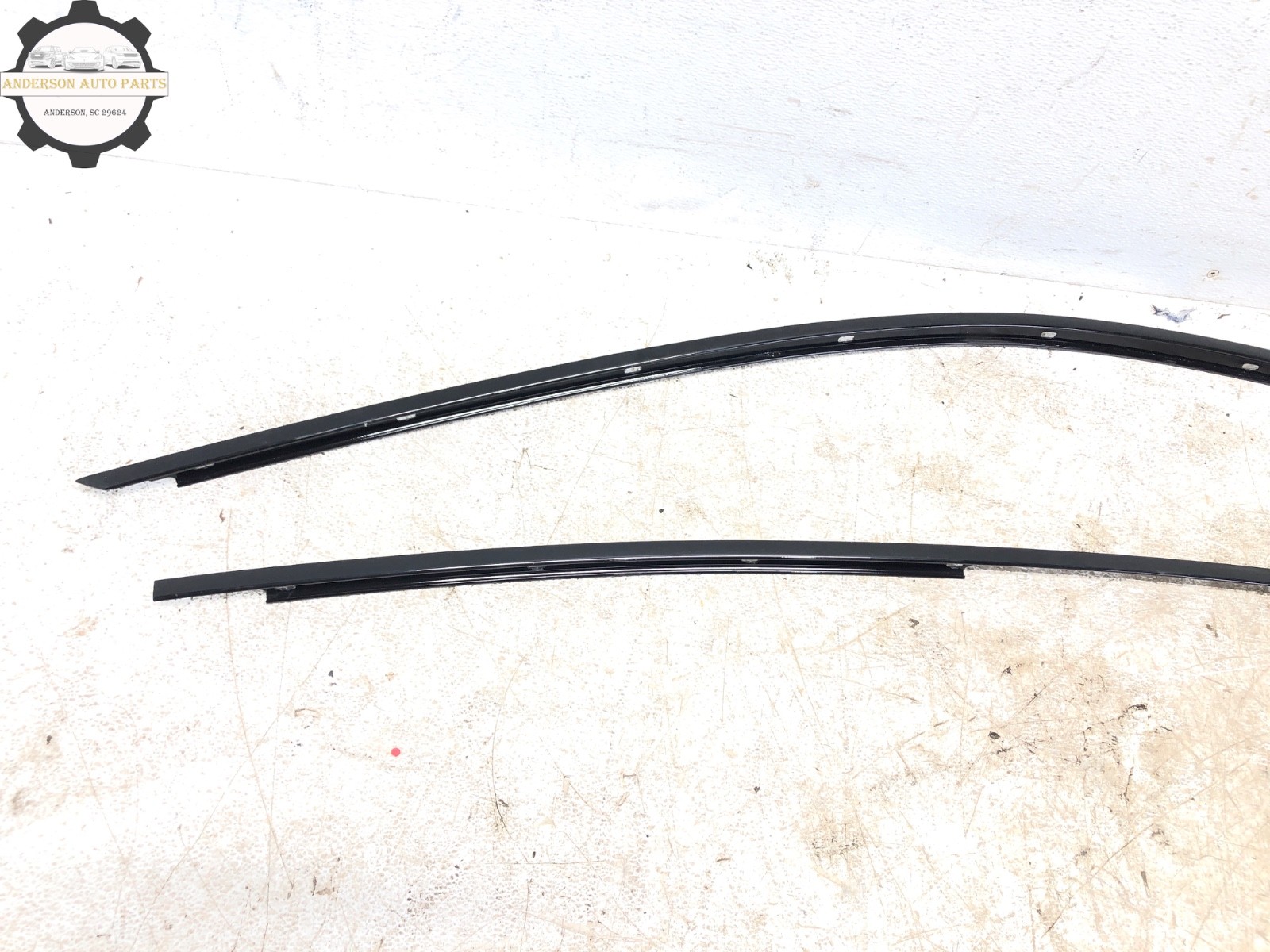 2017-2024 MASERATI LEVANTE SIDE UPPER DOOR ROOF DRIP MOLDING SET OEM
