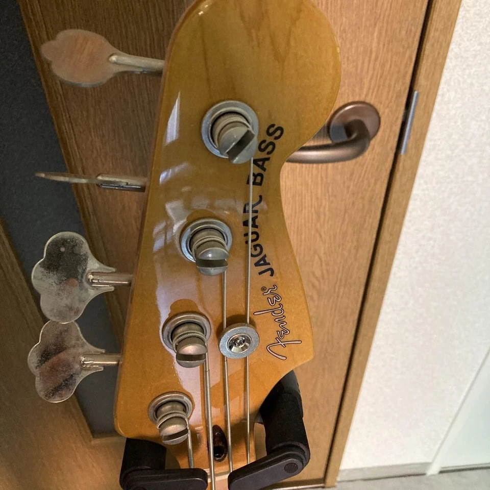 Bajo Fender Jaguar Foto 2 de 4