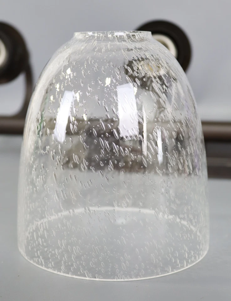 Tocador Quorum Richmond, bronce aceitado con transparente/sembrado 100w mediano Foto 3 de 4