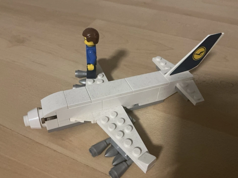LEGO 40146 Lufthansa Plane, Foto 1 von 4