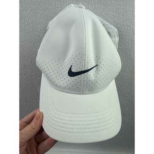 Nike Classic99 Dri-FIT Men's White Perforated Golf Baseball Cap