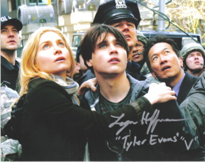 Logan Huffman as Tyler on the Recent V TV Series 8 x 10 Autographed Photo