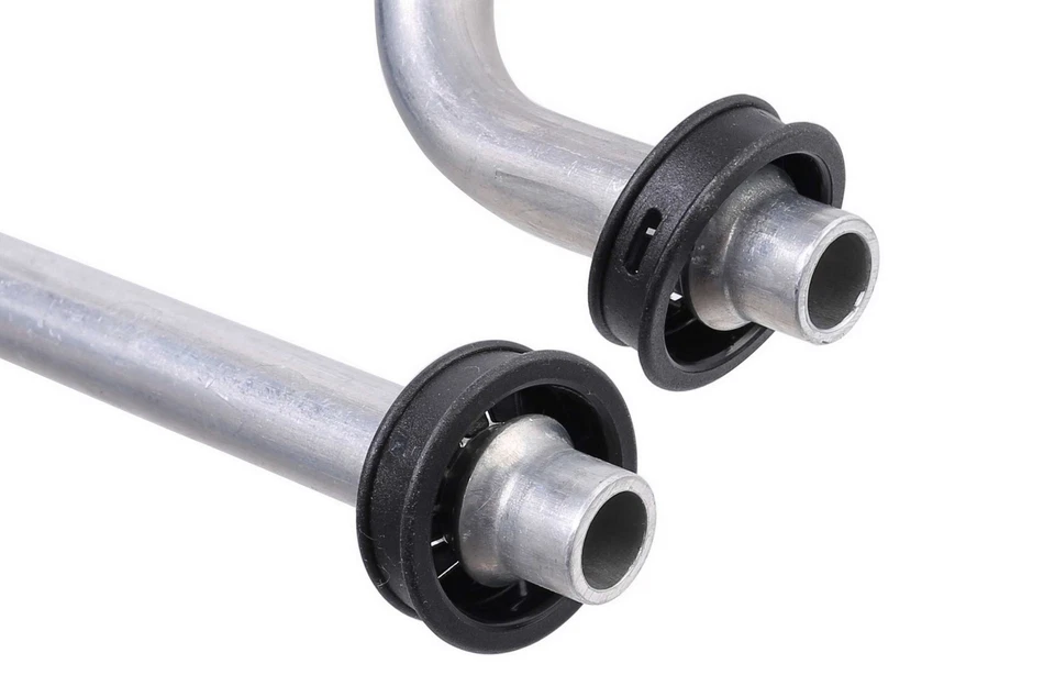 Conjunto de manguera de enfriador de aceite de motor Sunsong para Chevrolet Express 3500 2003-2007 Foto 3 de 3