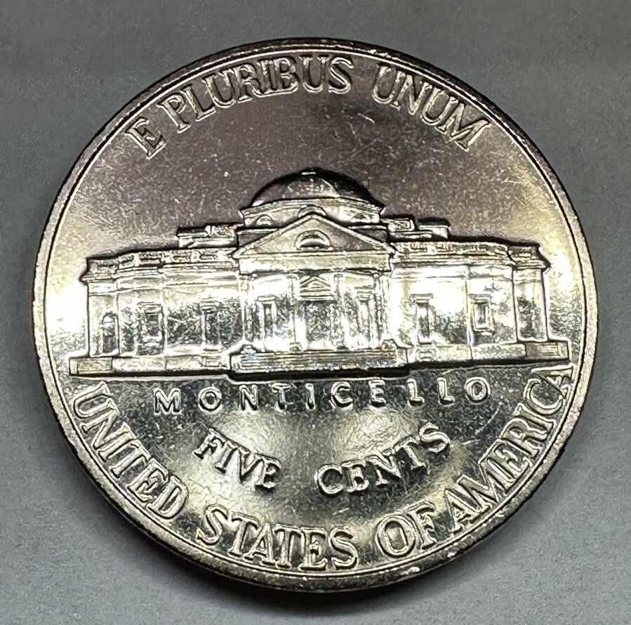 1998-D Jefferson Nickel 5cent Coin from US Mint Set. Uncirculated