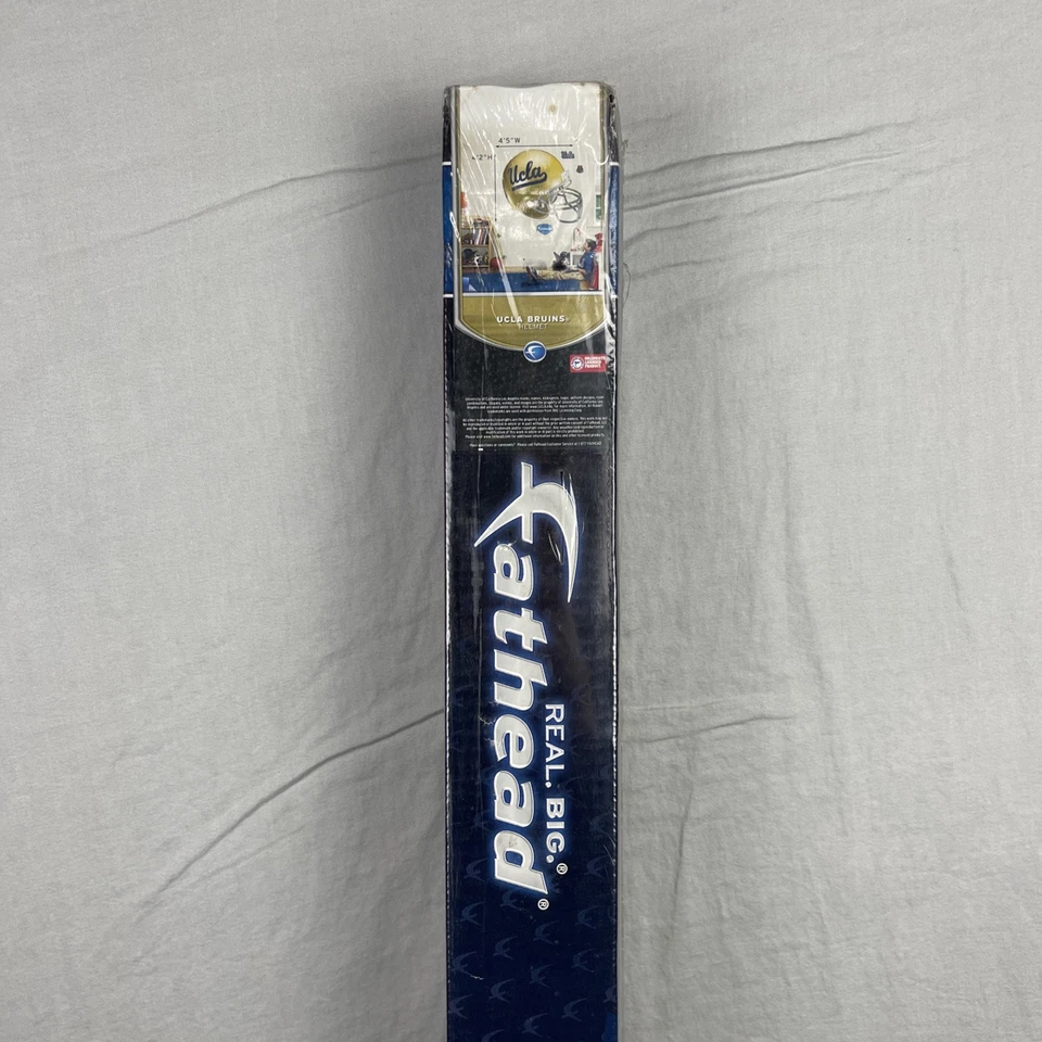 Calcomanía de pared UCLA Fathead 53x50 Bruins casco de fútbol americano vinilo pared gráfico vintage Foto 3 de 4