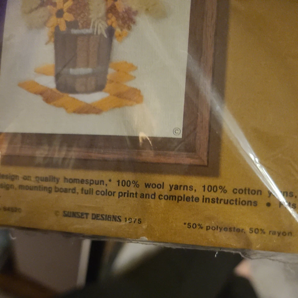 NUEVO Jiffy Stitchery Crewel Kit 286 Ramo de Trigo Floral Cubo 1975 Puesta de Sol 5x7 Foto 3 de 4