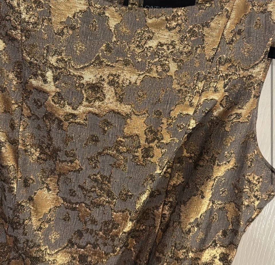 Mini Vestido para Mujer Cynthia Rowley Jacquard Calce y Acampanado Brocado Dorado Talla 6 Foto 3 de 4