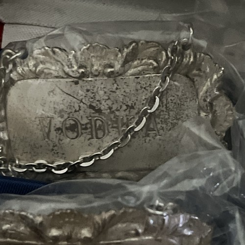 Vintage Leonard Silver Plated Liquor Labels, Original Box Tags Plaques - Foto 3 di 7