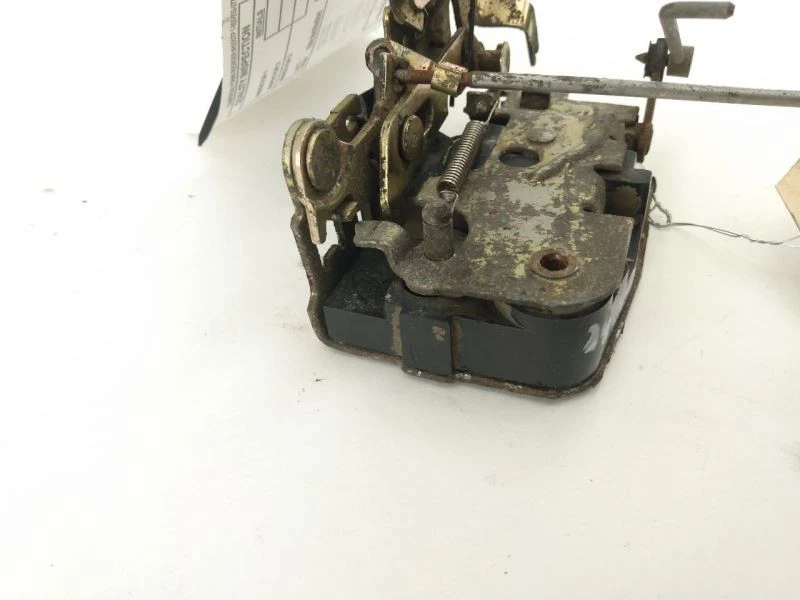 Pestillo y actuador puerta trasera pasajero derecho Land Rover Discovery 1 I 96-04 Foto 4 de 4