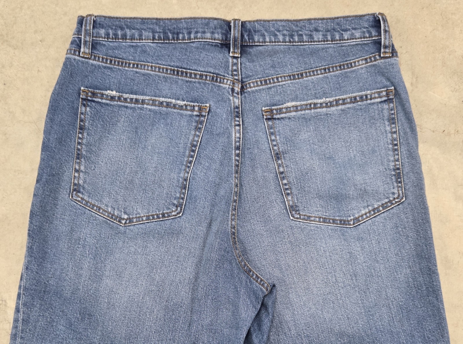 UNIVERSAL THREAD Highest Straight Ankle Jeans Wmn… - image 6