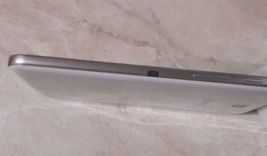 TABLET SAMSUNG Galaxy Tab 3  7.0" SM-T210R WI-FI bianco. - Immagine 3 di 4