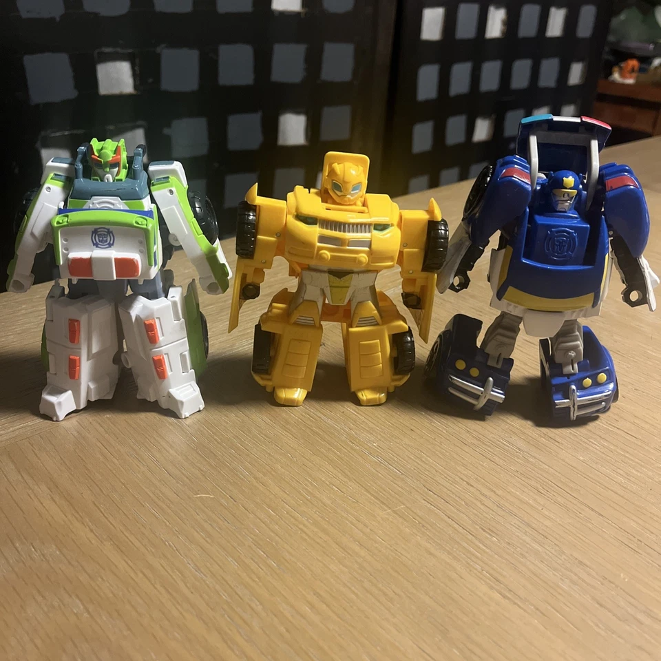 Lot Playskool Heroes Transformers Rescue Bots Bumblebee Chase Medix - Image 4 of 4