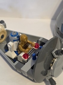 100% Complete & Retired Lego Star Wars: Droid Escape Star Wars (9490) & (30053)