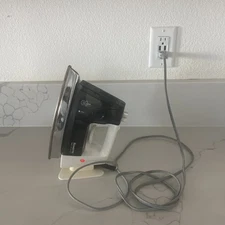 Rowenta  Max Steam Iron Model DA-33.6  Made In Germany  120 V 1000 W AC Only.