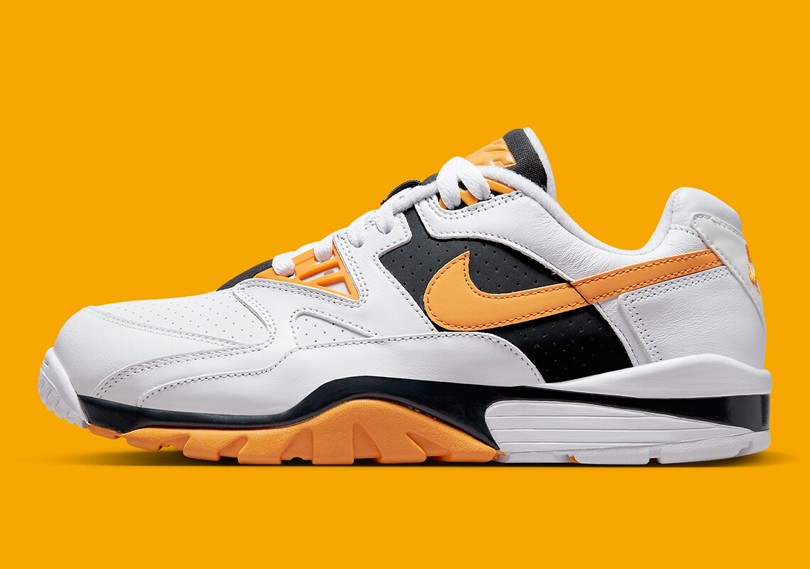 Nike Air Cross Trainer 3 Low Steelers White Kumquat Orange Nike Air Cross Trainer 3 Low Steelers White Kumquat Orange