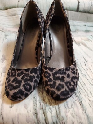 Forever 21 Leopard Print Pumps