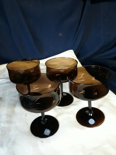 LENOX , EXPRESSO BROWN, 4 Sherbet/Champagne stems