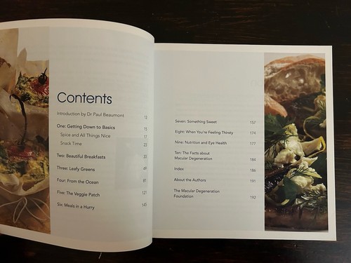 Eating for Eye Health: The Macular Degenaration Cookbook Ita Buttrose & V Jones* - Picture 3 of 4