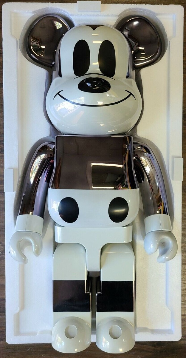 Fragment Disney Mickey Mouse Medicom Be@rbrick 1000% 90th Fragment Disney Mickey Mouse Medicom Be@rbrick 1000% 90th