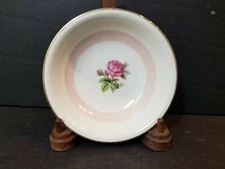 N1580 By Homer Laughlin, Eggshell, Nautilus 5 1/4" Fruit/Dessert Bowls