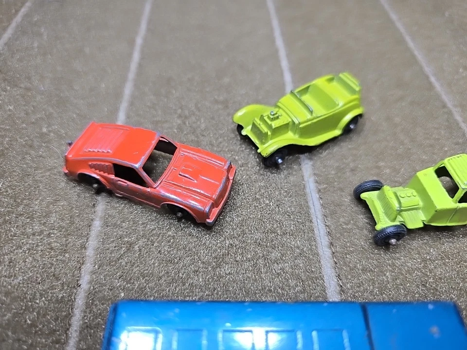 Lote de 4 camionetas diecast vintage TootsieToy verde años 30 EE. UU. Foto 3 de 4