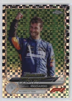 2022 Topps Chrome Formula 1 Checker Flag Refractor Daniel Ricciardo #185 01l2