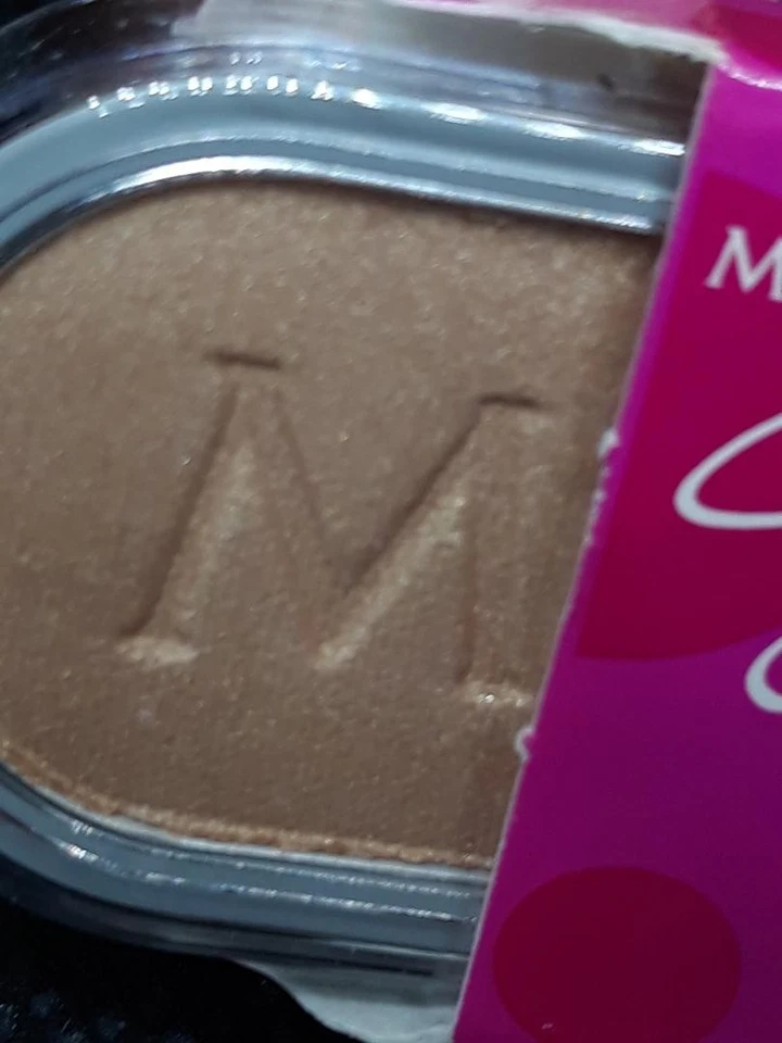 NIB MARY KAY Signature Eye Shadow Copper Beach #8831 - Image 4 of 4